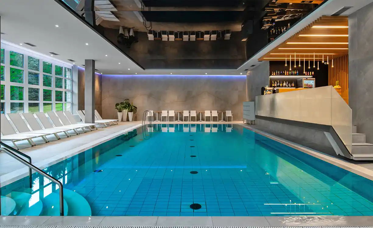 Boże Narodzenie i Sylwester w Svornost: święta bez pośpiechu, z wellness i rozrywką w Harrachovie