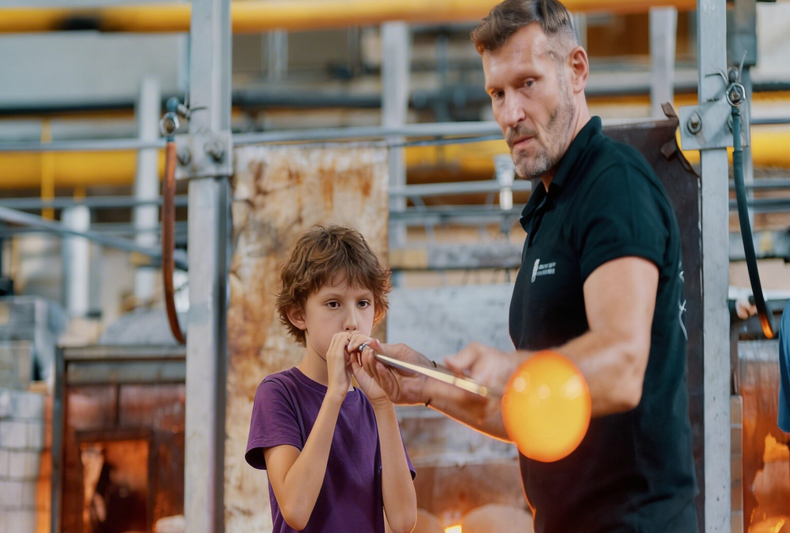 Dnes jsme si v Harrachově užili krásný den — sklárna